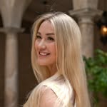 Марина, менеджер международного холдинга